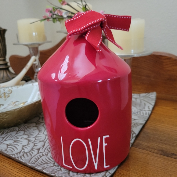 Rae Dunn Red LOVE Bird Feeder- artesian collection by Magenta - Picture 1 of 6
